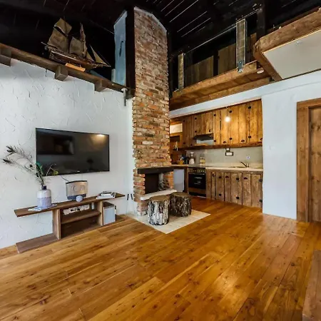 Rustic With Indoor Pool * Radosic (Lecevica)