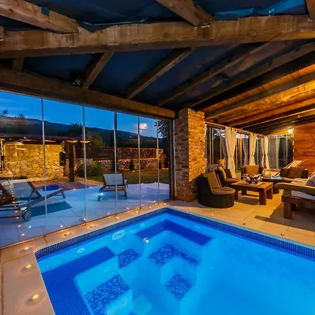 Rustic With Indoor Pool * Radosic (Lecevica)