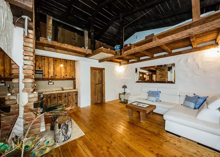 Rustic With Indoor Pool * Radošić