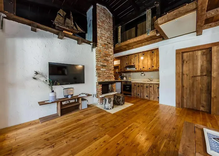 Rustic With Indoor Pool * Radošić